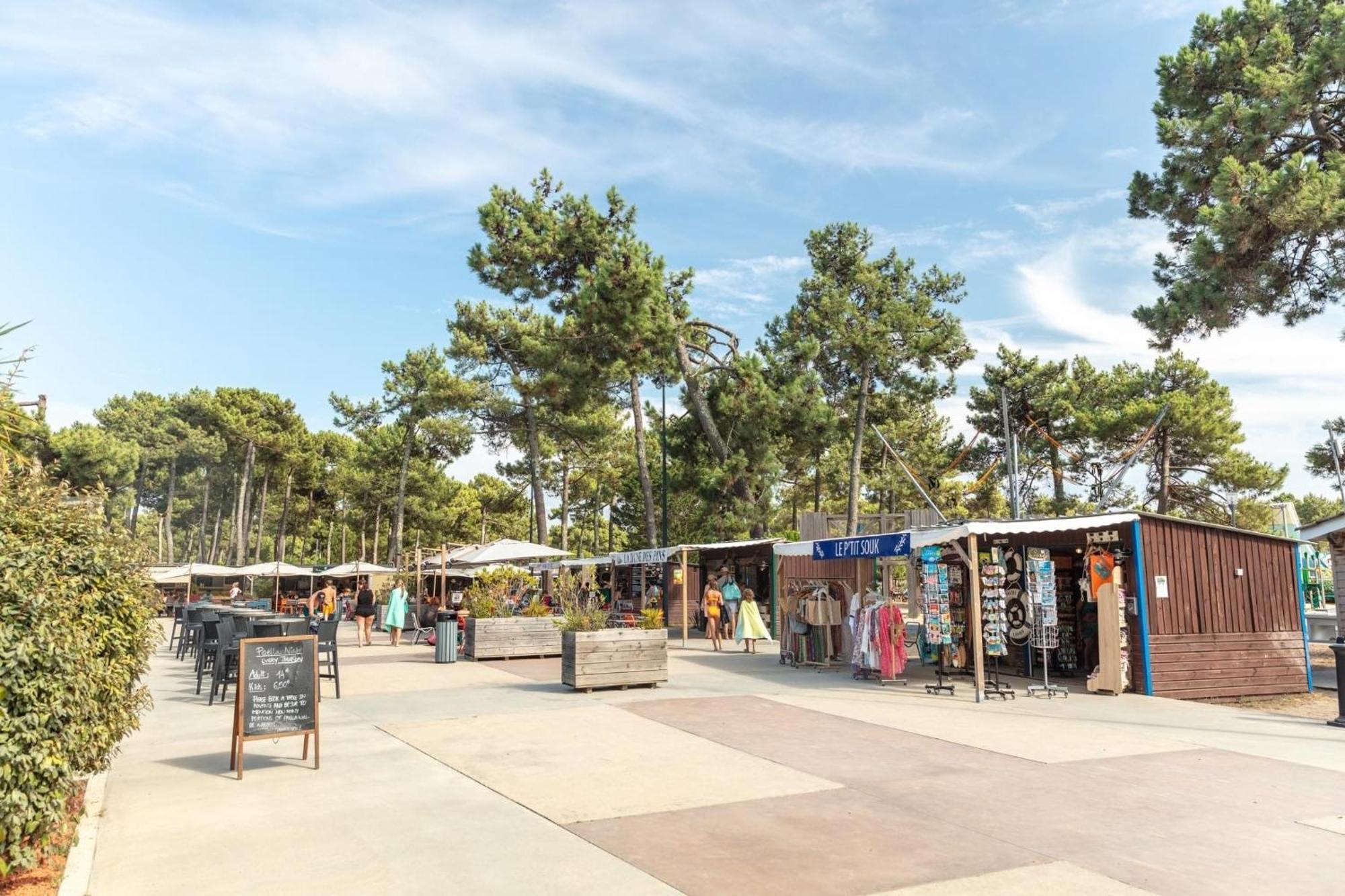 Mobil-Home Camping Club 5* Montalivet Vendays-Montalivet Eksteriør billede